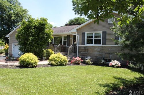 52 Sunset Ave, Princeton, NJ 08540-8529