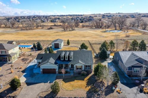 42010 Oakwood St, Elizabeth, CO 80107-9100