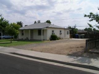 1125 Woodworth Ave, Clovis, CA 93612-2237