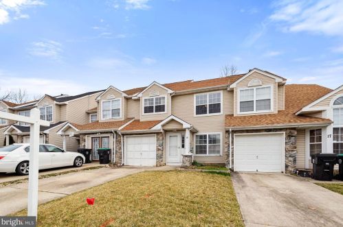 15 Park Side Dr, Erial, NJ 08081-4225