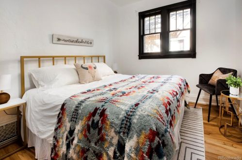 2079 Krameria St, Denver CO  80207-3928 exterior