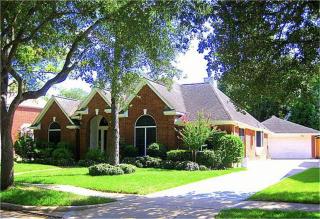 3202 Serene Oak Dr, Sugar Land TX  77478-4431 exterior