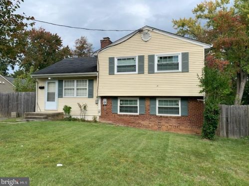 13211 Alison St, Woodbridge, VA 22191-1618