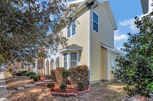 1229 Hayden Ln, Aubrey, TX 76227-7836