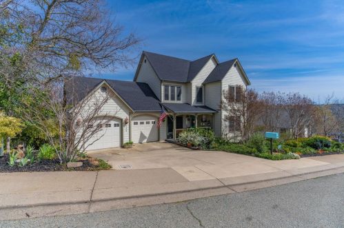286 California Dr, Sutter Creek, CA 95685-4401