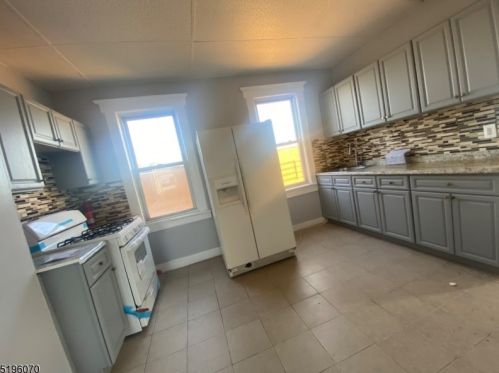 846 Market St, Paterson NJ  07513-1125 exterior