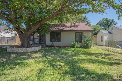 2326 Riverside Dr, Fort Worth, TX 76104-6240