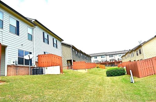 424 Fernbay Dr, Atlanta GA  30331-8956 exterior