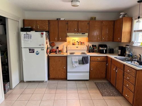 74 Brandywine Dr, Westerly, RI 02891-1764