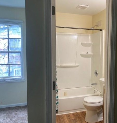 637 Lyric Way, Atlanta GA  30318-6053 exterior