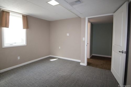 389 Nile St, Aurora CO 80401-2934 exterior