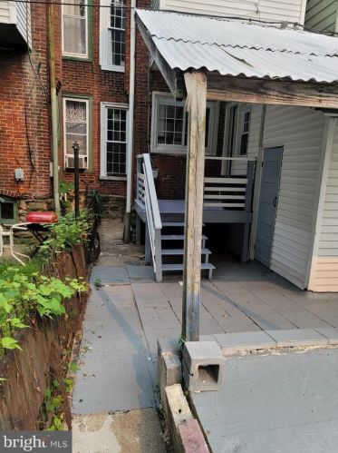 5534 American St, Philadelphia PA  19120-2827 exterior