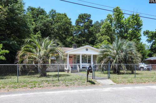 10 Carroll Ct, Cayce-West Columbia, SC 29170-2012