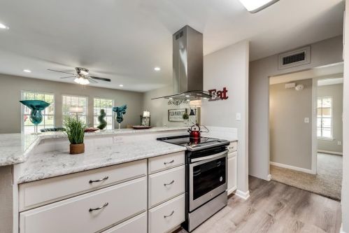 5720 Truelson Dr, Fort Worth TX  76134-1225 exterior