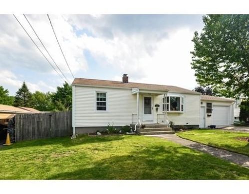119 Beech Ave, Tiverton, RI 02878-1411