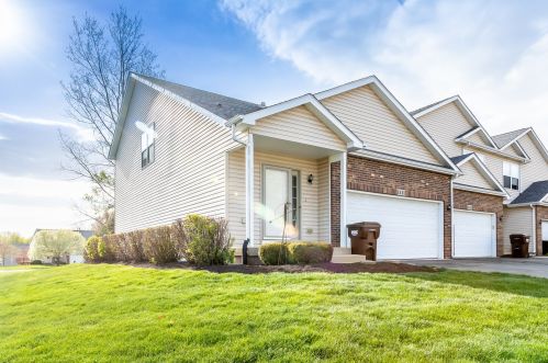 1511 Scarlett Way, Bull Valley, IL 60098-4329