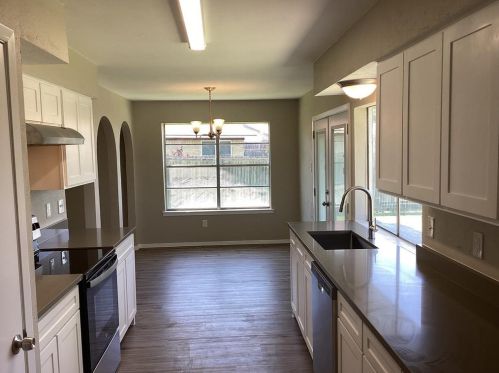 605 Perdido Dr, Garland TX 75043-5127 exterior