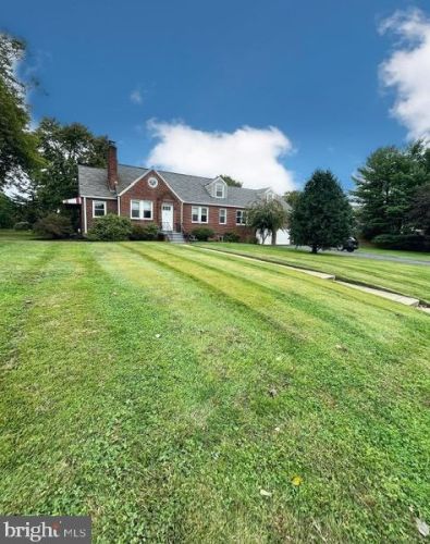 3600 Greencastle Rd, Burtonsville MD  20866-1941 exterior