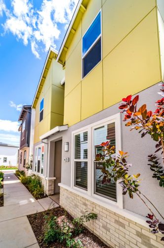 4420 Ocean Ln, Elk Grove, CA 95757