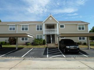4108 Riverfront Ct, Florissant, MO 63034-3018