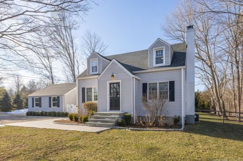 71 Chestnut Hill Rd, Norwalk, CT 06851-2515