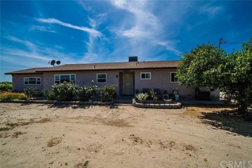 12933 Cornelia Ave, Caruthers, CA 93609-9404