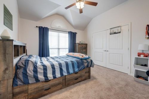 6825 San Luis Trl, Fort Worth TX  76131 exterior