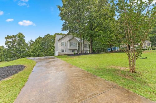 160 Dillion Dr, Hampton, GA 30228-3008