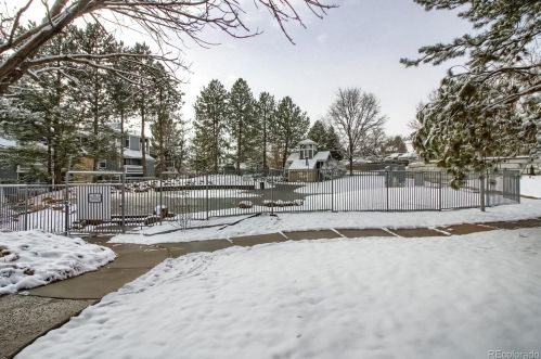 6860 Zenobia Cir, Westminster CO  80030-7662 exterior