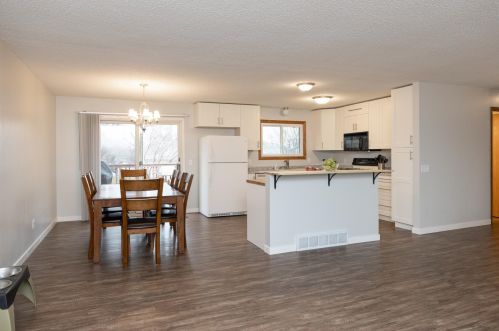 14986 Echo Way, Saint Paul, MN 55124-6479