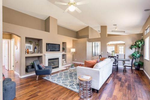 8015 Andante Dr, Citrus Heights, CA 95621-1401