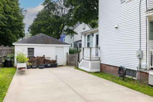72 Lincoln Ave, Portsmouth, NH 03801-4425