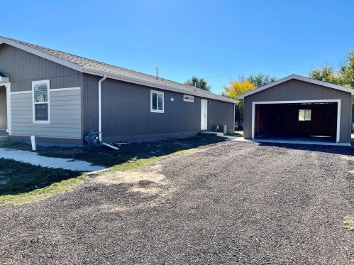 102 Juniper Cir, Fort Morgan, CO 80705-4860