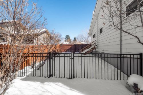 3279 Pearl St, Englewood CO 80113-2713 exterior