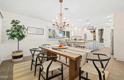 2512 Rockdell St, Glendale CA 91214-2221 exterior