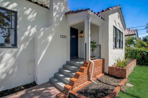 1325 College Ave, Palo Alto, CA 94306-1223