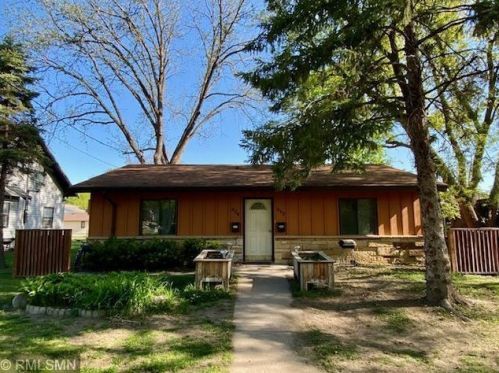322 Mound Ave, Mankato, MN 56001-2025