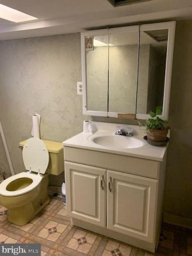 1432 12 St, Philadelphia PA 19147-4937 exterior