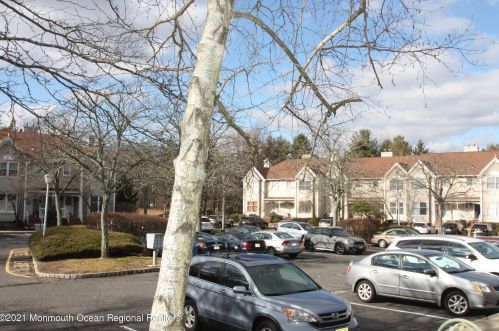115 Northampton Dr, Holmdel Village, NJ 07733-1151