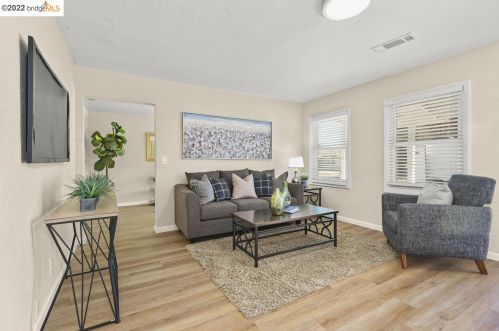 1391 San Carlos Ave, Concord CA  94518-1155 exterior