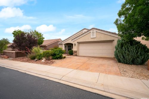 4379 Victoria Ln, Saint George, UT 84790-7014