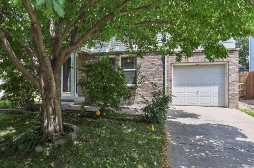3534 Dexter St, Denver, CO 80207-1031