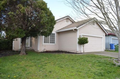 391 Sugar Maple Ln, Windsor, CA 95492-7107