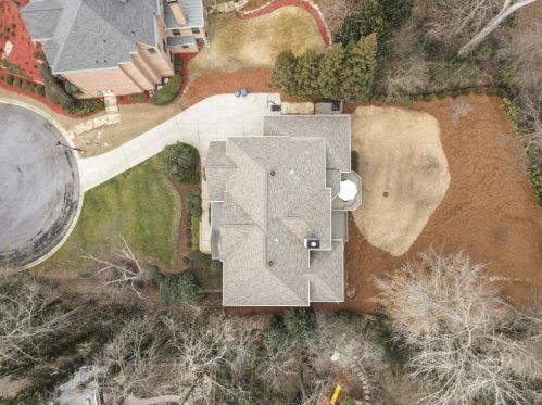 304 Frst Vly Ct, Atlanta GA  30342-2353 exterior