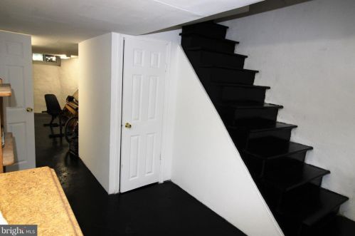 704 Chelten Ave, Philadelphia PA  19126-3712 exterior