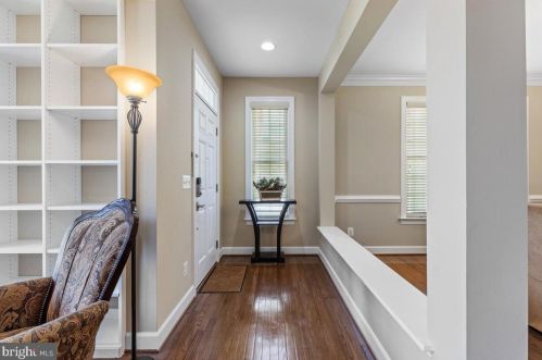 3803 Maryalice Pl, Falls Church, VA 22041-1619