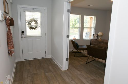 137 Kingfisher Walk, Porterdale, GA 30014-3027