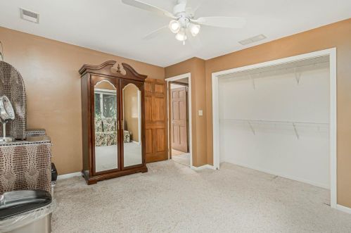 2071 61 Ave, Hobart IN 46342-6517 exterior