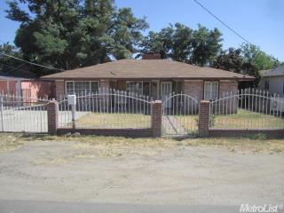 1804 Donald St, Modesto, CA 95351-3402