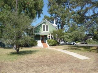 538 Ivy St, Escondido, CA 92025-4341